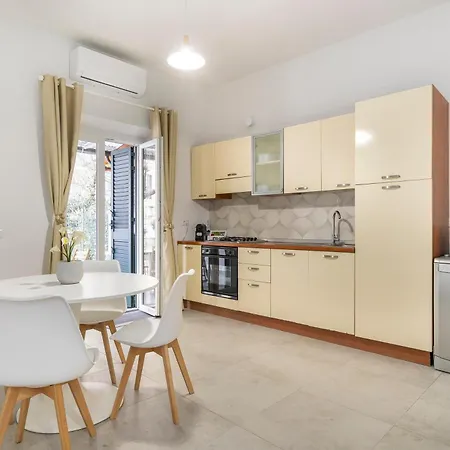 Elite - Casa Moderna Con Cortile E Parcheggio Gratuito *