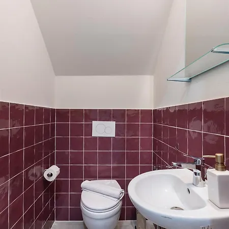 Vakantiehuis Elite - Casa Moderna Con Cortile E Parcheggio Gratuito