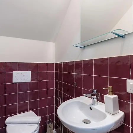 Elite - Casa Moderna Con Cortile E Parcheggio Gratuito Vakantiehuis *